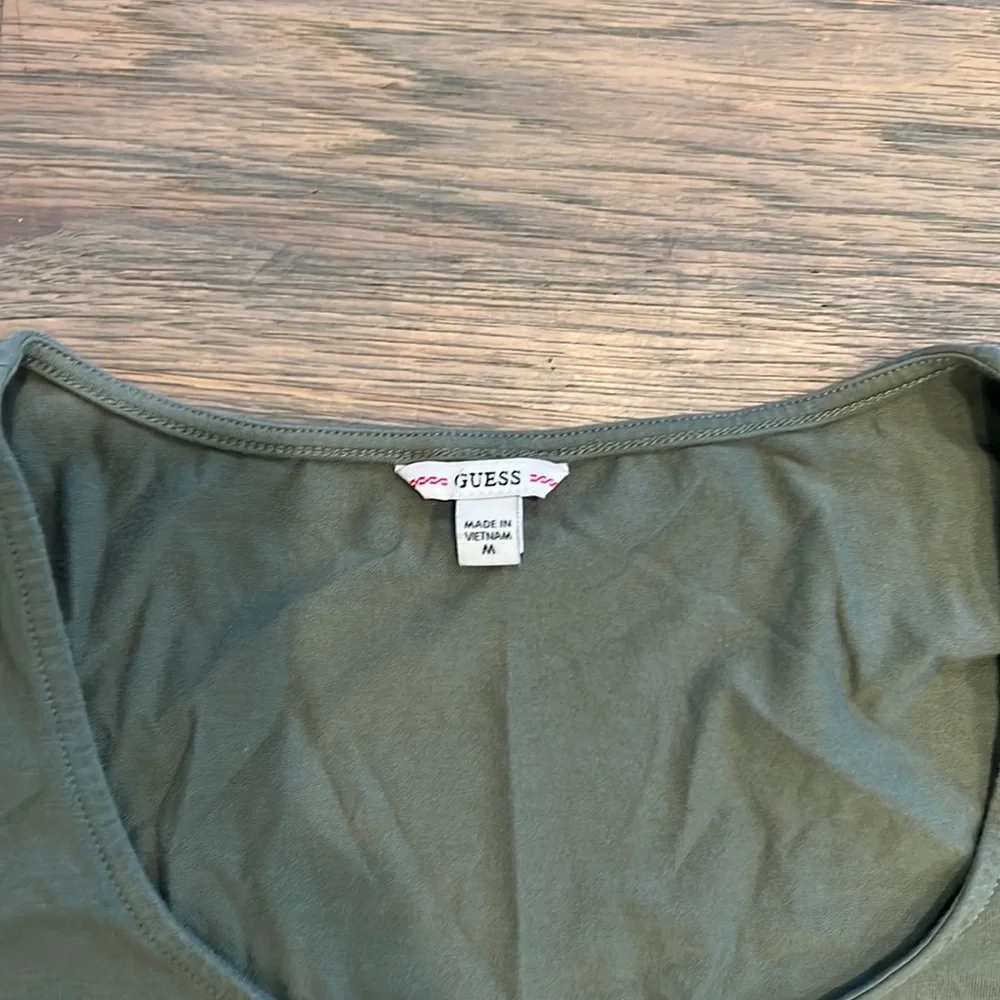 Guess bodysuit top size medium
